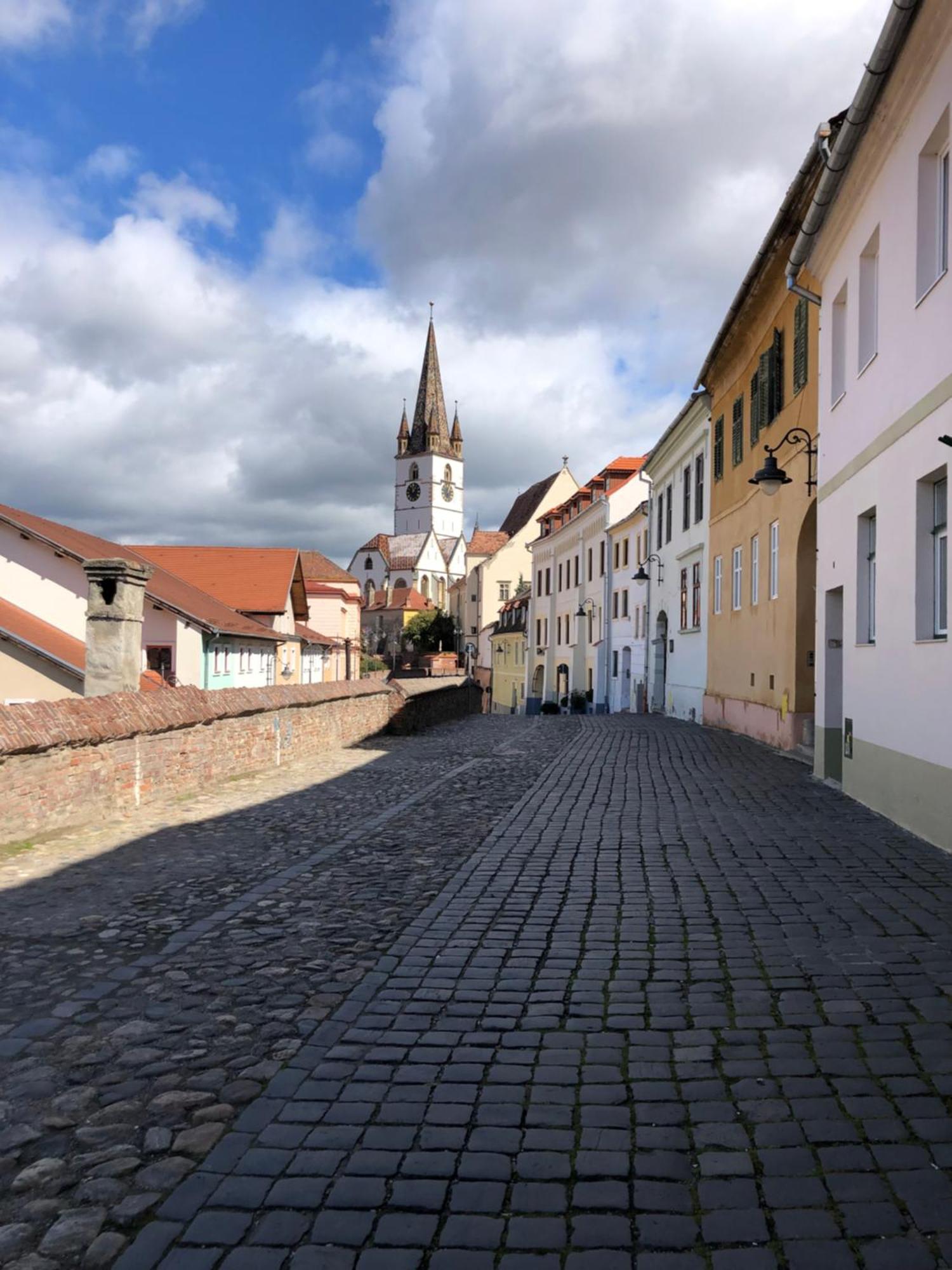 Stone Way Apartment Sybin Zewnętrze zdjęcie